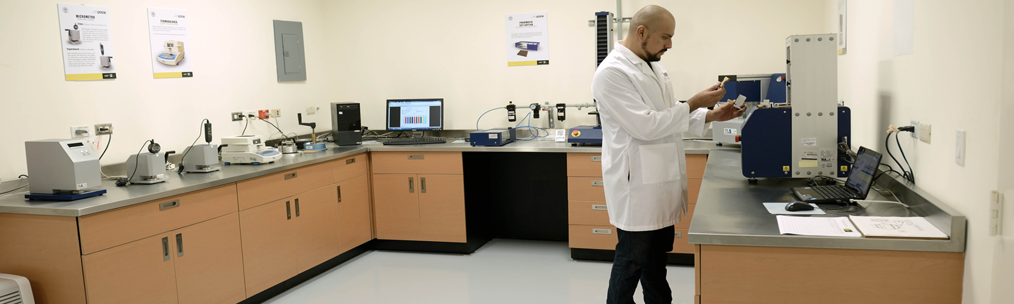 Laboratorio de Análisis de Materiales